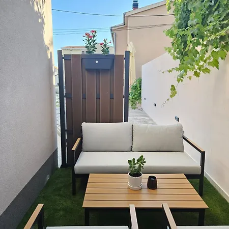 Luxury Ane Apartment