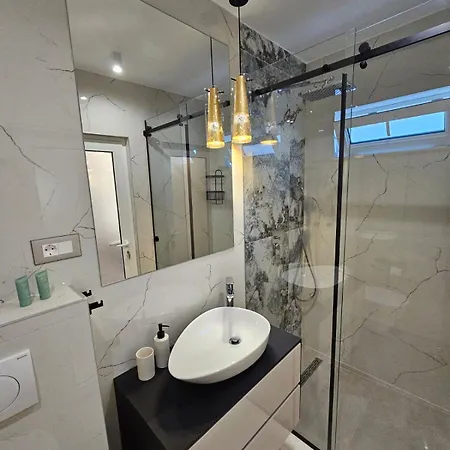 Luxury Ane * Ζαντάρ