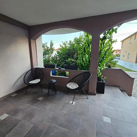 Luxury Ane Διαμέρισμα *